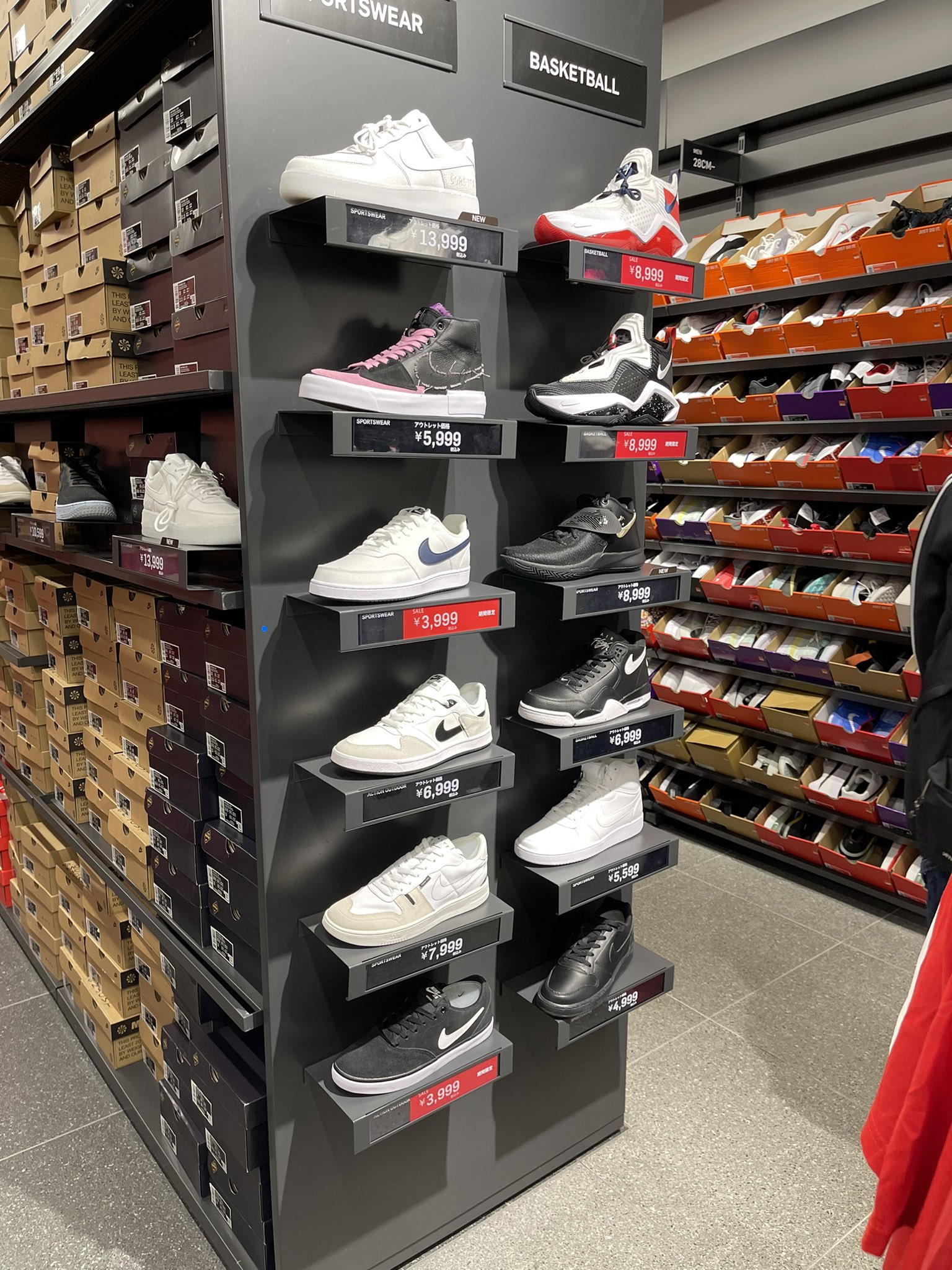 ぺーぺー 10 21 町田グランベリーパークアウトレット Nike ナイキ ナイキアウトレット T Co Qqqyu1ntlq Twitter