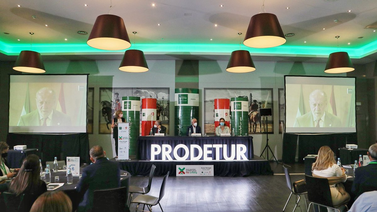 prodetur's tweet photo. Una década fomentando la colaboración entre empresas sevillanas y del sur de Portugal para hacerlas más competitivas. https://t.co/vRaYIfTivV. @Dipusevi, @AJESevilla, @IAPMEI, @aicep, #PACTAlentejo #CamaraÉvora #NERE, #ANJE #Aeronáutica #EncuentroEmpresarial #ParquesTecnológicos https://t.co/i5AXJ36Lut