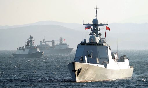 WW3Info's tweet photo. #WWIII: Navies of #RussiaChina conducted a joint patrol in #SeaOfJapan for the first time. This cooperation challenges the US-backed front, warns Chinese media.
https://t.co/m6qvqwwWYI https://t.co/WrT5a5wGt8
