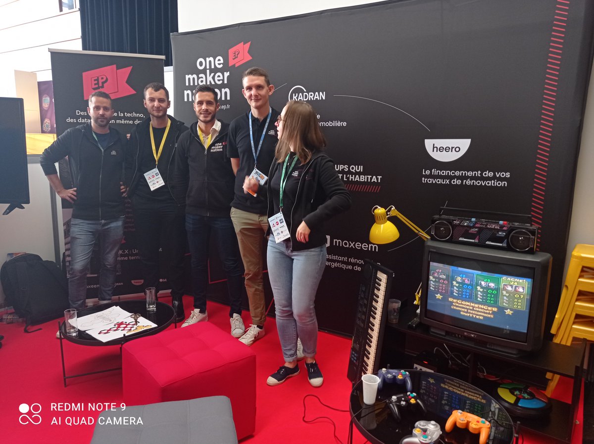 UnJobANantes's tweet photo. #DevFest2021 #Nantes
C'est parti pour 2 jours de conférences, rencontres &amp; échanges pour toute la communauté @devfestnantes  💡

😎 Retrouvez @EP_makers, @DeliaTek,  @JoinEasilys, @ASI_Informatic et @LuccaSoftware,  du collectif #UnJobàNantes, sur leur stand ! 🚀 https://t.co/eQctqwkxOX