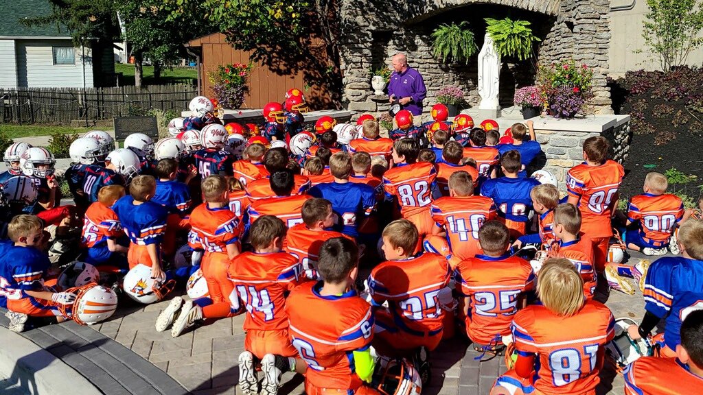 VACSports's tweet photo. Congrats to our bandit football teams who concluded the season in the famous Bandit Bowl @ the PIT #itallstartshere #pillarsoftheprogram @GcylF @ElderHighSchool https://t.co/D5DQ106Wxj