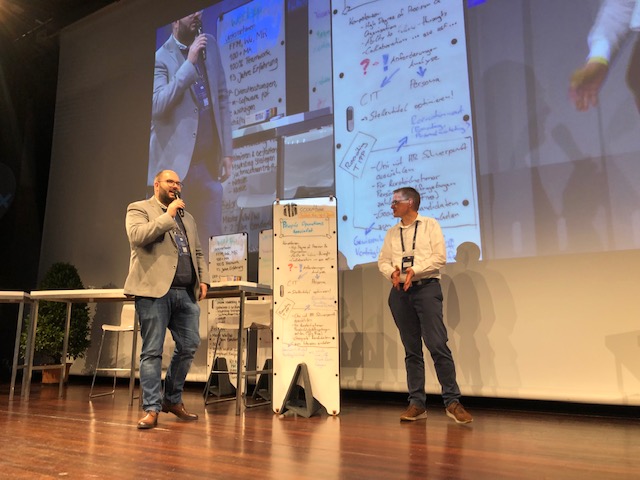 Ha_Ackerschott's tweet photo. Go #recrebs, @recruit4rexroth beim Pitch im #Recruitingbattle bei der @HRxplore: Das #Anforderungsprofil mit #CIT und #Absolventenrechriting 
#recruiting #awards #thimo #Dominik you rock! https://t.co/qNmzNkktQd