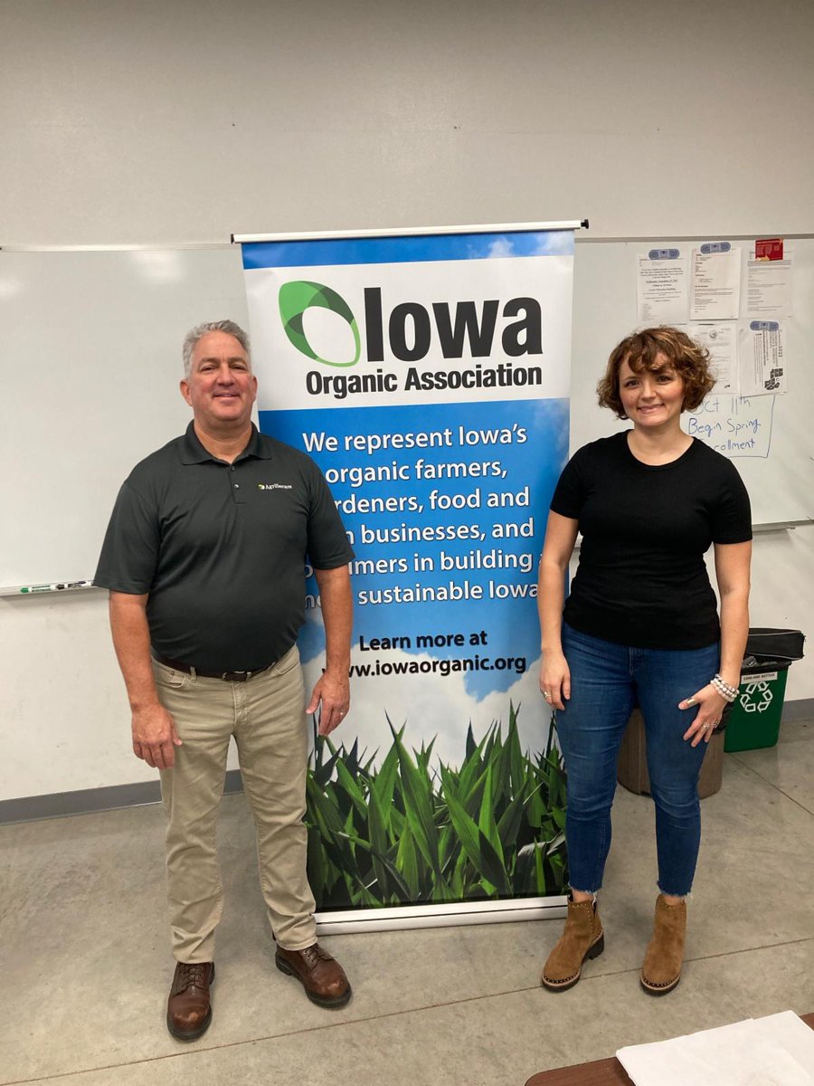 AgriSecure's tweet photo. We’re proud to support @IAOrganic and their work with students considering careers in organic farming. Our own Pete Kapustka recently shared his expertise at Iowa Central Community College in Fort Dodge. #GrowingOrganicExpertiseinCollegesAcrossIowa https://t.co/ogIJgisYaK https://t.co/sogYBtah74