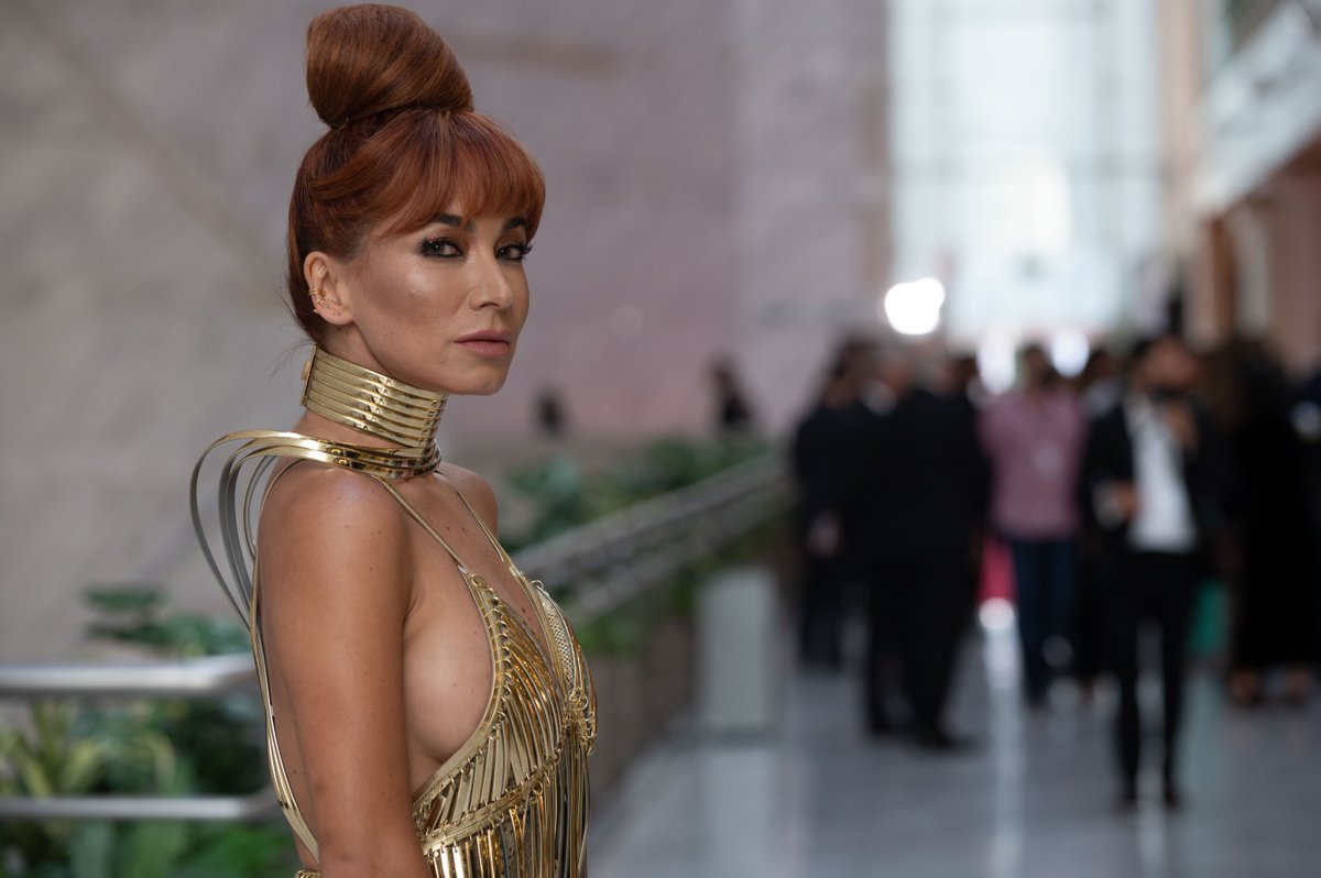 #RetratosPLATINO 

<a href="/MajidaIssa/">Majida Issa</a> 

📷<a href="/irenemeritxell/">Irene Meritxell</a>