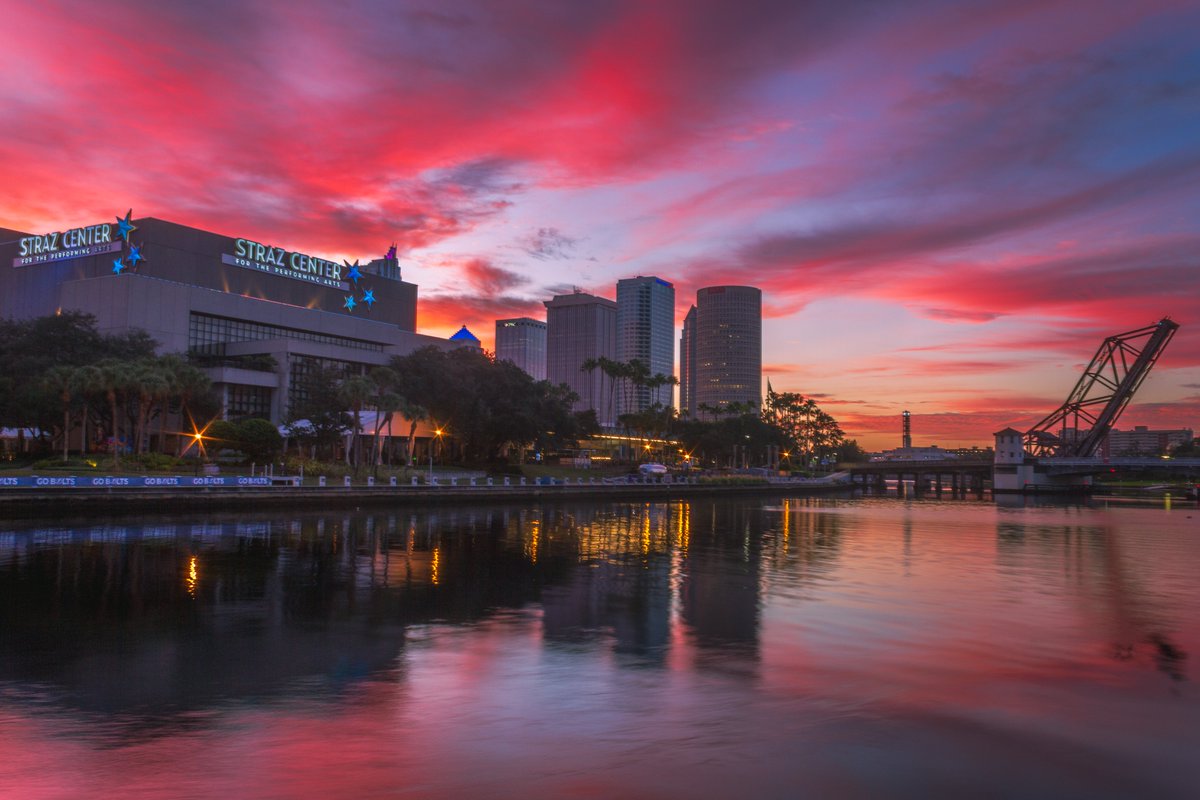 PicsTampaBay's tweet photo. A stunning way to start the day @PaulFox13 @FOX13Tyler https://t.co/GcRTwJfZI4