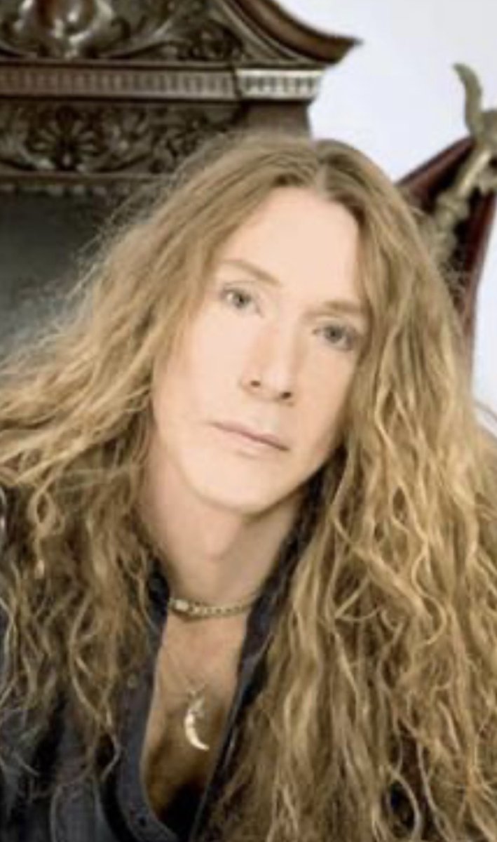 madelenjohanson's tweet photo. Sarah Jessica Parker är verkligen bara E-type med smink? https://t.co/WTRpXXcCud