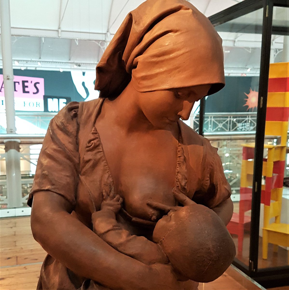 BfN_UK's tweet photo. We ❤️ this #breastfeeding statue at @V_and_A museum, sculpted by Dalou c.1873. It's wonderful to think that feeding a child can look identical almost 150 years later.
We'd love to hear about your favourite representations of breastfeeding in art - let us know below 🤱🎨🎭✒️🎶 https://t.co/mIeARjJd0X
