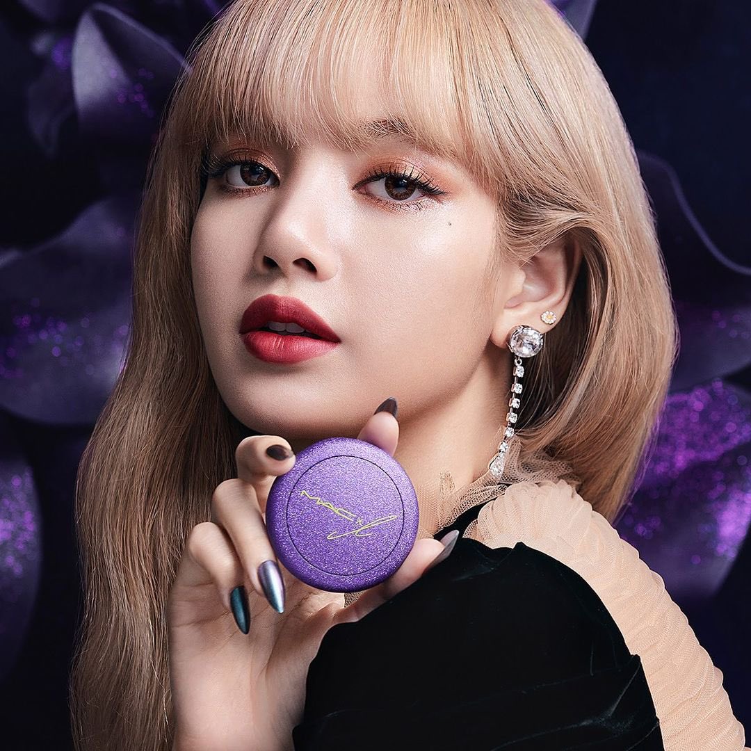 _Lisastagram's tweet photo. [INSTAGRAM CAROUSEL] lalalalisa_m: I hope you look forward to Lisa and MAC's first beauty collection♥
#MACLovesLisa @/maccosmetics

https://t.co/S50PM8P2gv (2P) #lisastagram https://t.co/mtbR4OM26B