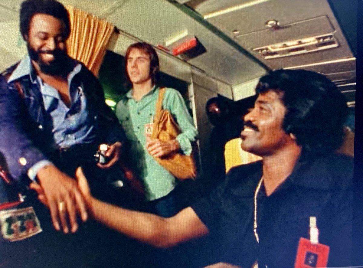 “Just the two of us” Bill Withers meets James Brown on the same jet. https://t.co/njdWDFb5GF