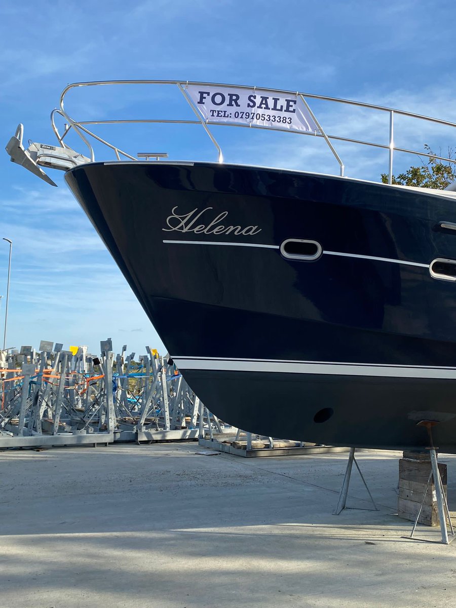 SouthamptonSign's tweet photo. Bow &amp; Transom Boat Graphics Boat Names. Including a Single Sided “For Sale” Banner on the Boat. 

#pjdrews #engravers #engraving #signs #graphics #signage #southamptonsigns https://t.co/5eRxNITvyX