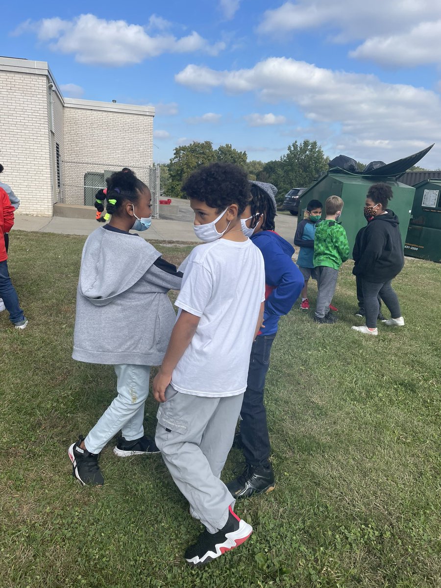 teachmestephens's tweet photo. Living like the Paleos in 3rd grade today! We worked in communities, traveled, and gathered supplies to survive. https://t.co/MQQ6QZ6oQw