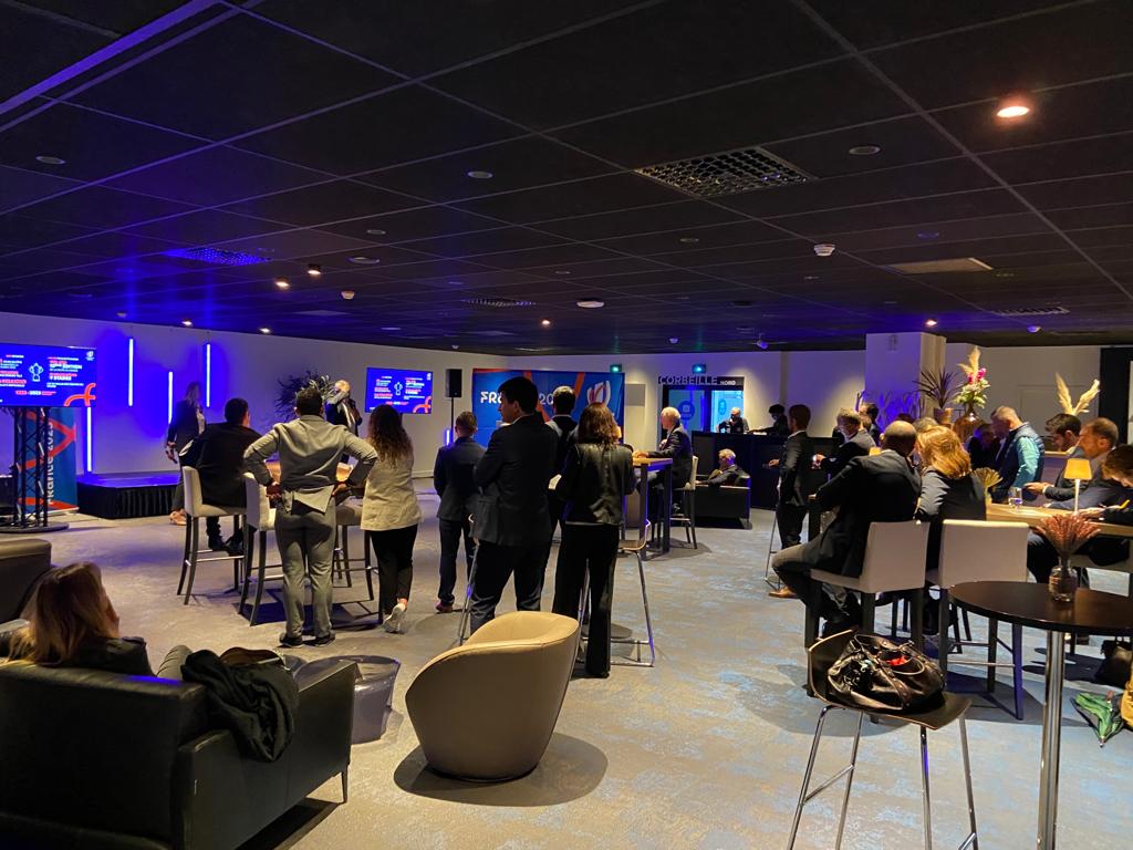 📍 À Marseille aujourd’hui, le tour de France continue pour présenter les Hospitalités Officielles de la #RWC2023 ! 

Vous êtes intéressés par une expérience immersive et innovante ? 
Découvrez nos offres sur 👉 lnkd.in/dBrquP5

#Hospitalités2023 | #Hospitality2023