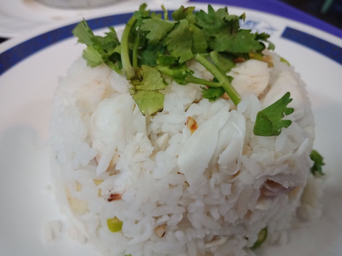 BESTEREATS's tweet photo. ร้านเด็ด ร้านอร่อย ประจำหัวหิน อาหารทะเล สดๆอร่อยกลมกล่อม น่าไปลองครับ โดยเฉพาะ ปลาโอผัดกระเพรา ผัดเผ็ดทะเล เเกงคั่วเนื้อปูใบชะพลู ข้าวคลุกปู อร่อยดีครับ
ร้าน ชาวเล หัวหิน
📍หัวหิน
✏️Supamit Kamkloy
อ่านเพิ่มhttps://t.co/TCZSMpg0Hv
#RettyTH #อร่อยไปแดก #รีวิวหัวหิน #aroii https://t.co/NGKuZaeG2k