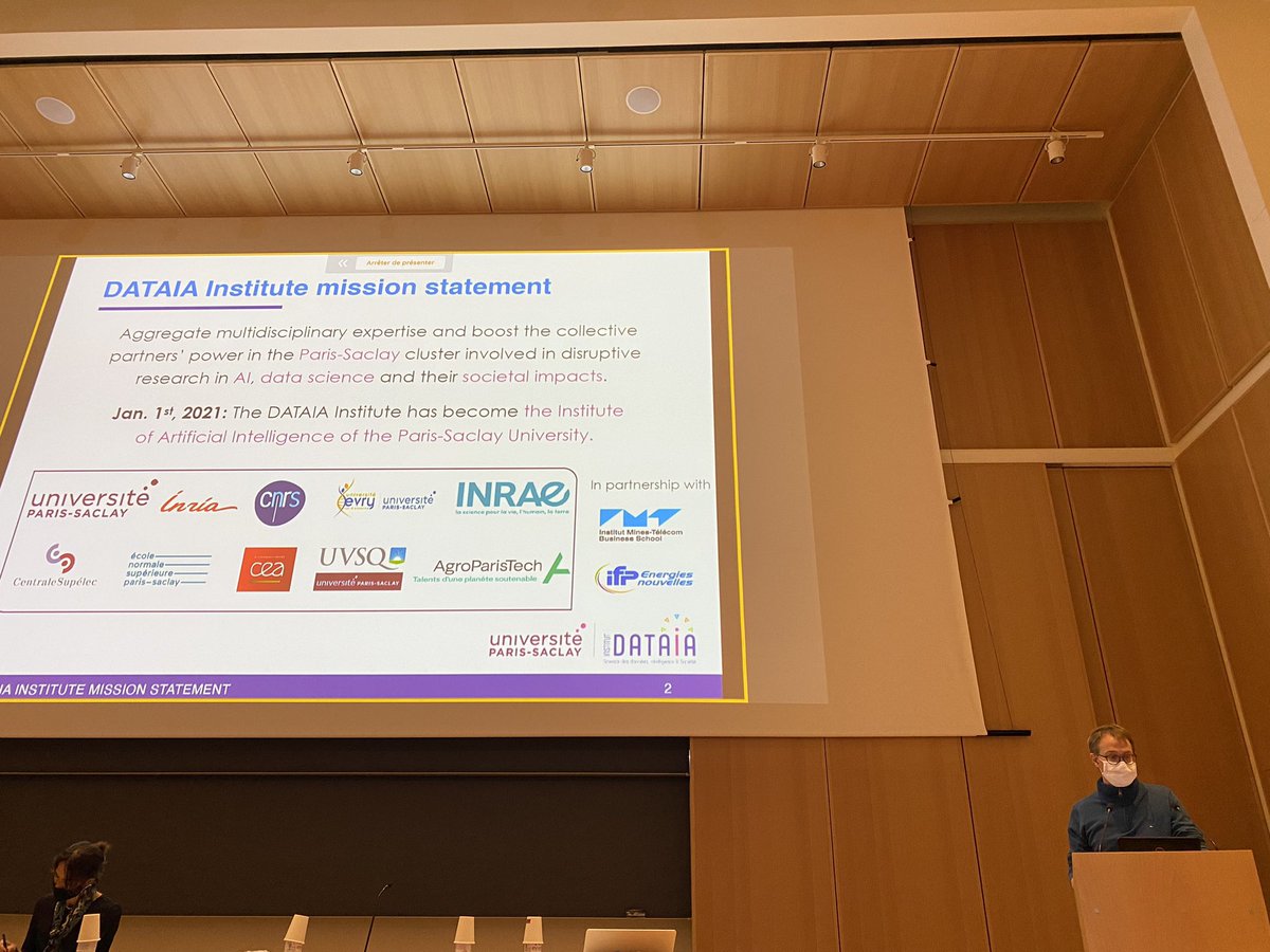 bguedj's tweet photo. Happening now at #ICA4! @agramfort presenting @InstitutDATAIA Thrilling to hear about the many exciting projects led by the institute! https://t.co/IYHDObfGD1
