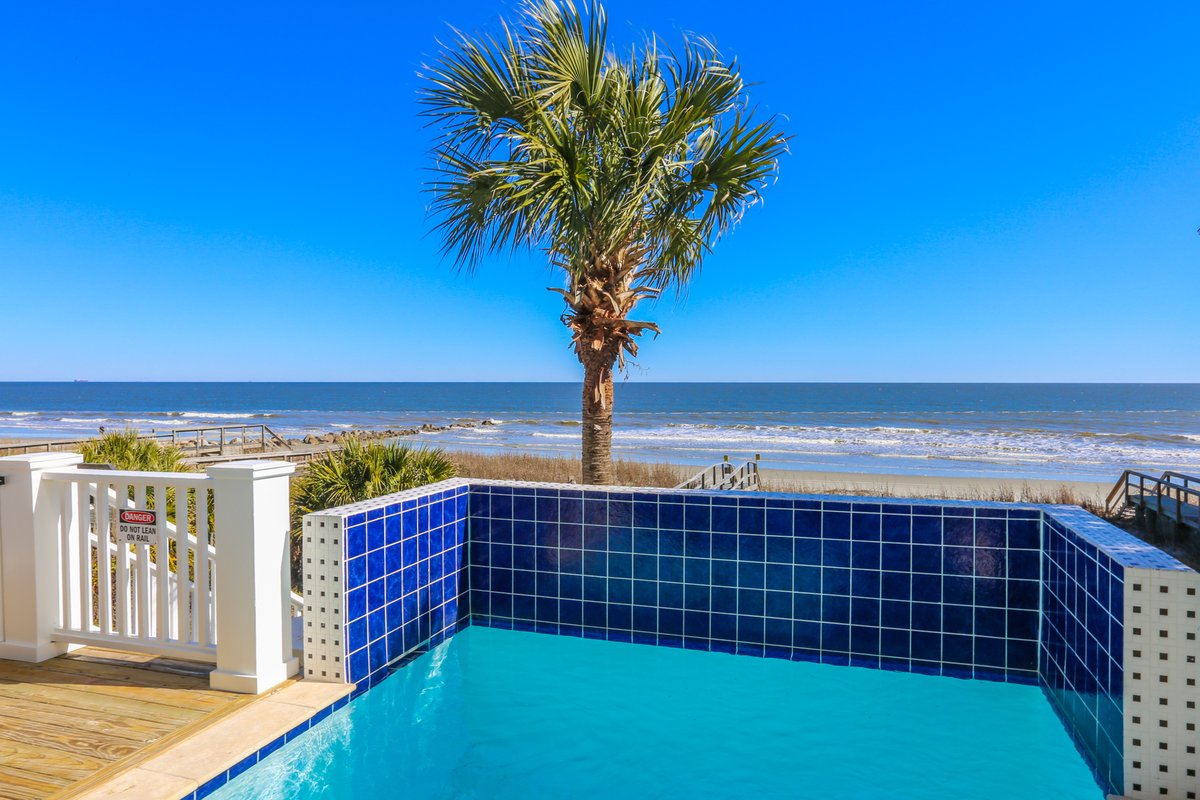 Charleston & Hilton Head Beaches tweet media