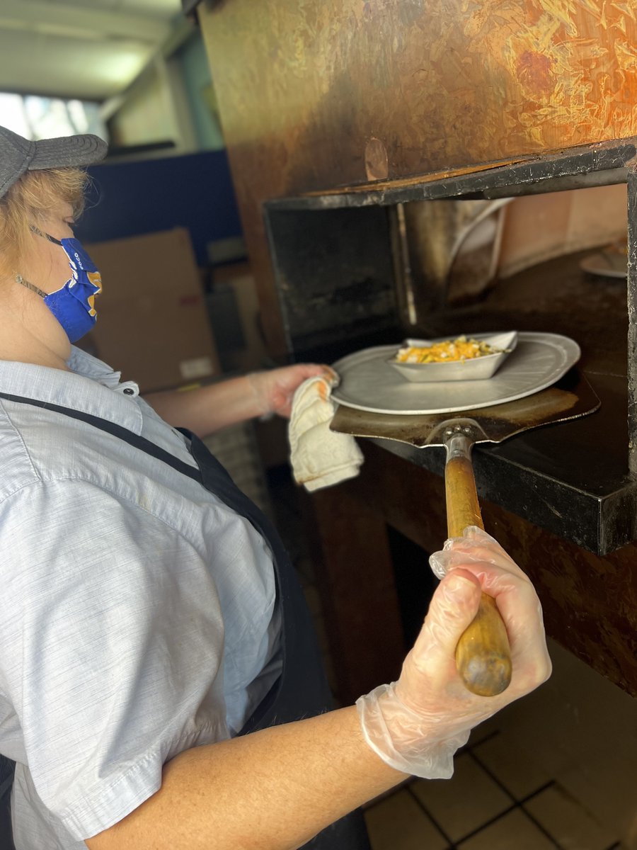 UPJEats's tweet photo. The most special thing about nachos is that just one is not enough. 🌞 Warm greetings on International Nachos Day to all! 
•
•
•
500 Degrees in PJ’s will be serving fire roasted nachos today during lunch until 2pm!

#upjeats
#internationalnachoday https://t.co/V6jPgdiLtb