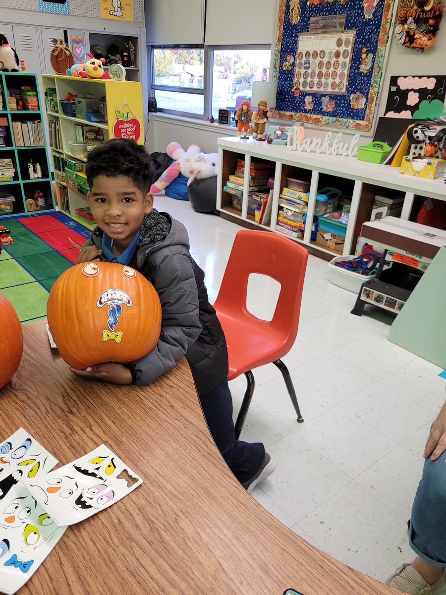 susanbase11's tweet photo. Pumpkin time.
#followingfowler
@SassySimm
@Alex2Inspire https://t.co/AK5oLUyOxv