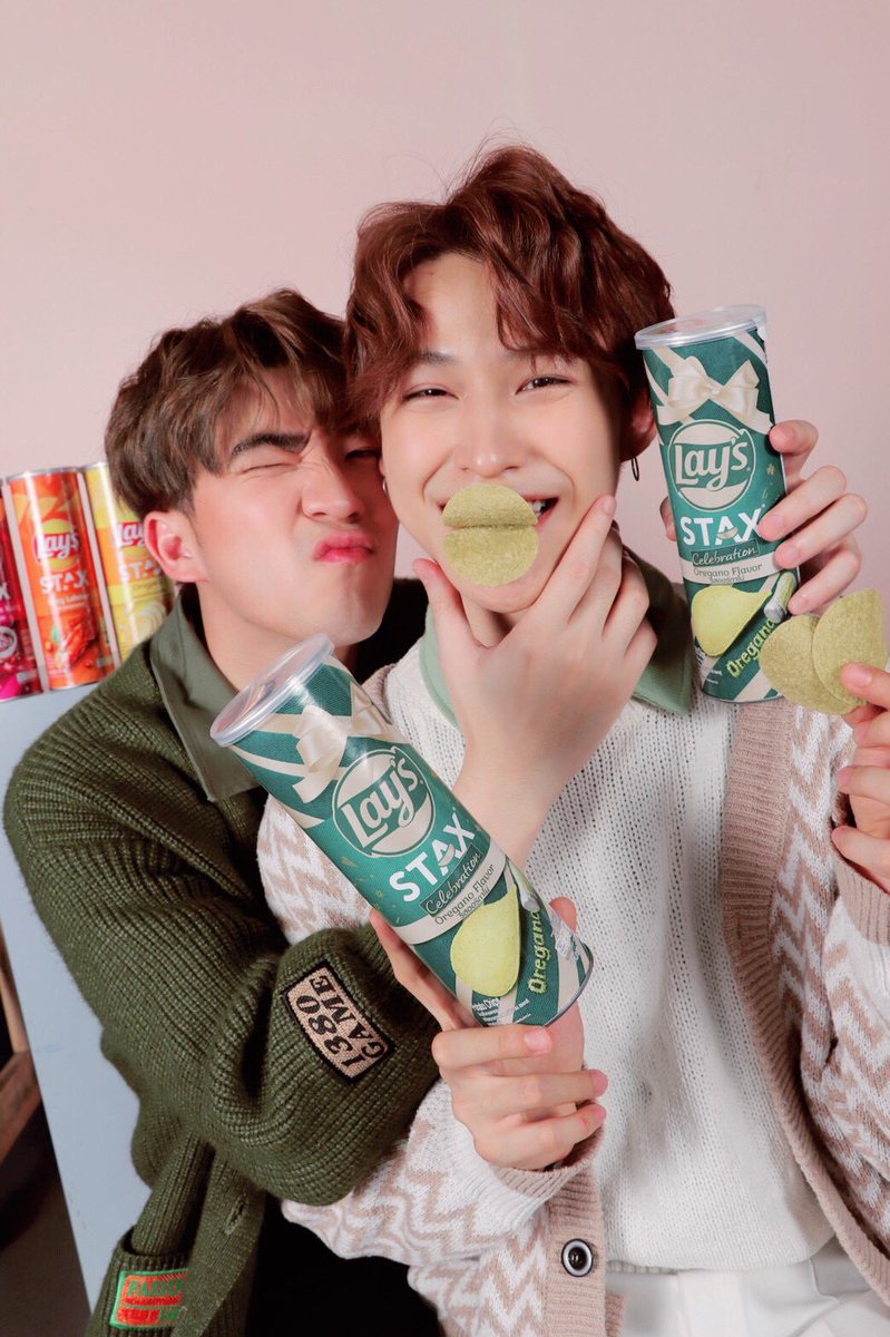 copya_bangkok's tweet photo. ของโปรดคุณๆเค้า มีใครโปรดเหมือนกันบ้าง ยกมือขึ้น🙋🏻‍♂️💚💚 @piyangkull @toru_takizawa 

📍สามารถหาซื้อได้ที่ : ห้างสรรพสินค้าหรือร้านค้าชั้นนำทั่วไป หรือออนไลน์ก็มีนะค้าบ

#อร่อยยืนหนึ่ง #ภาษาเลย์ #เลย์สแตคส์ #อร่อยต้องลอง https://t.co/KegaibXDSk