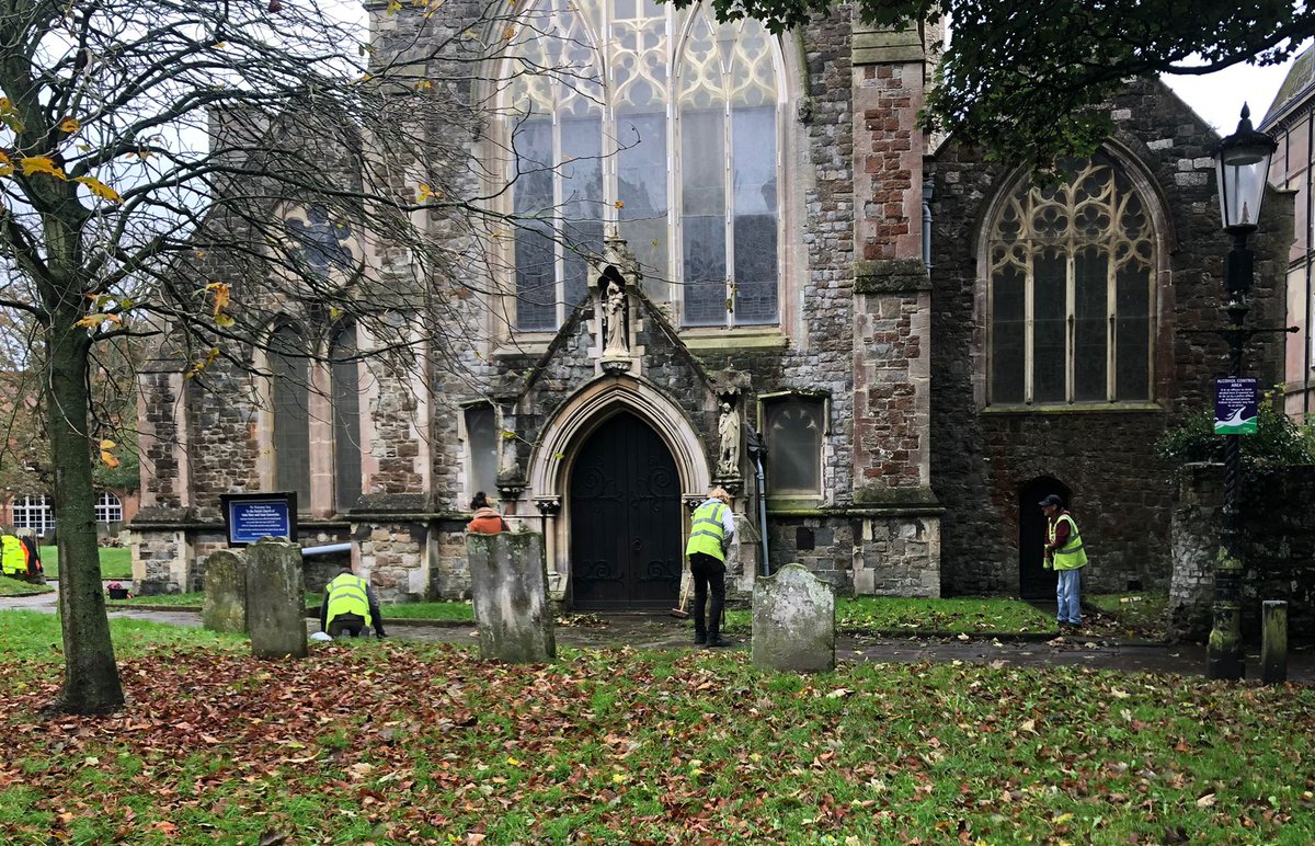 TSprucer's tweet photo. Brilliant work by the team this week cleaning up around St. Eanswythes Church ahead the busy winter schedule for the many visitors to the church over the coming weeks https://t.co/hdKAfWvBJa
