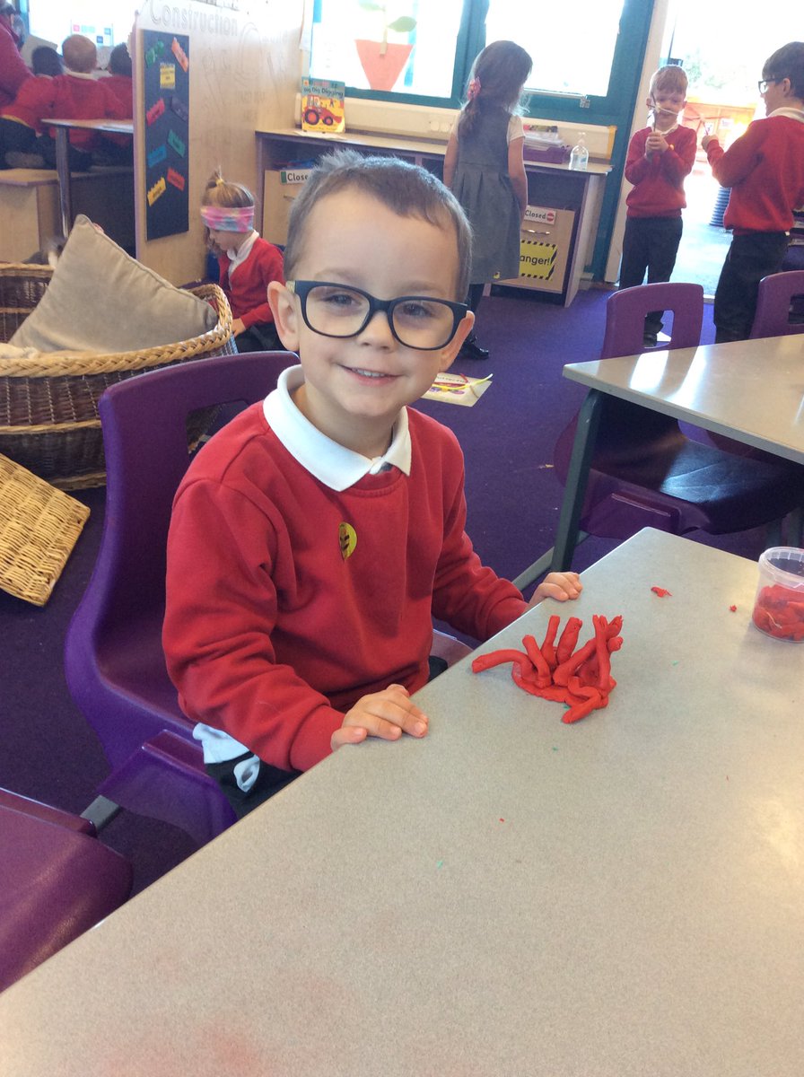 SteadLianne's tweet image. This afternoon we have looked at the celebration of Hanukkah. We created a Menorah using playdough .#eyfsUTW #eyfsCL @_MrsBG