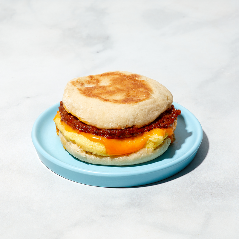 gopuff_com's tweet photo. Sausage Egg &amp; Cheese Breakfast Sandwich
Breakfast sausage and egg topped with melted cheddar cheese on a fresh english muffin.

Allergy info: contains Egg, Milk, Soy and Wheat
https://t.co/cZq8KiZFRg https://t.co/VFvKfsKB6F