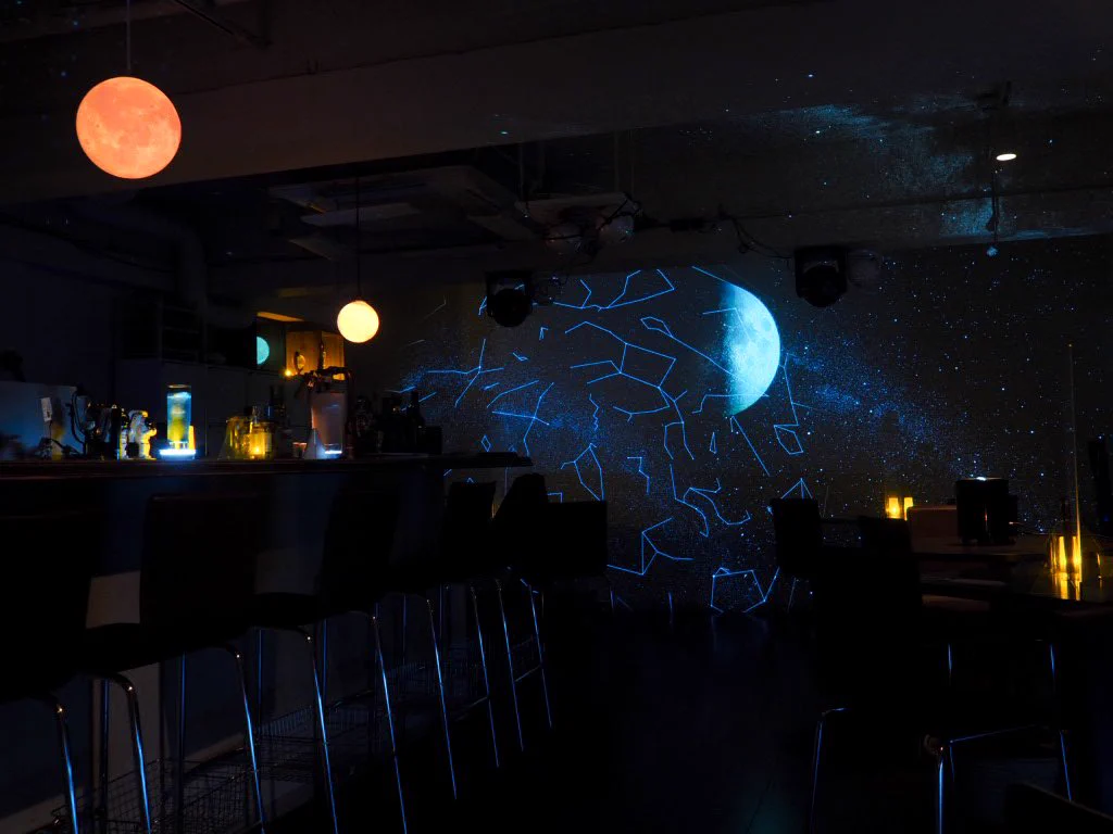星好きな方は是非…！大阪の松屋町にある「星カフェSPICA」は星を浴びれるお店です！