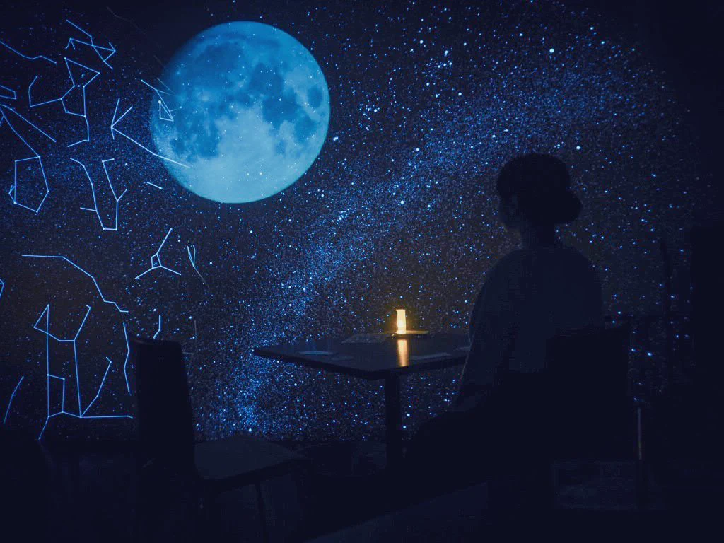 星好きな方は是非…！大阪の松屋町にある「星カフェSPICA」は星を浴びれるお店です！