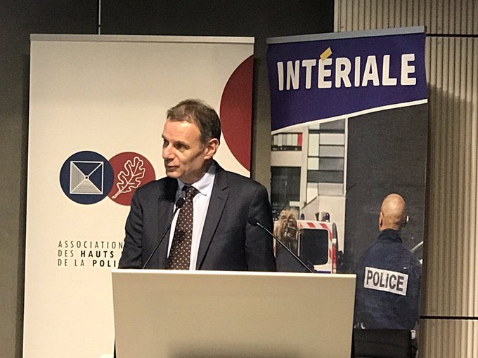 Interiale's tweet image. Rencontres de l’#AHFPN sur le baromètre @CEVIPOF « La confiance forces de sécurité / population » en partenariat avec #Interiale heureuse de pouvoir contribuer à ce débat sociétal majeur sur la confiance de la population dans ses forces de #sécurité intérieure #Engagement