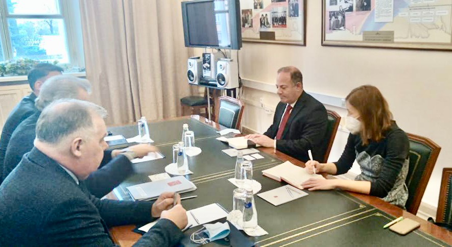 UriResnick's tweet photo. Excited to work with #saintpetersburg Chair of External Relations Evgeny Grigoriev in advancing econ &amp; cultural coop between SPB and Israel 🇮🇱🇷🇺 https://t.co/Va5cI2r3j4
