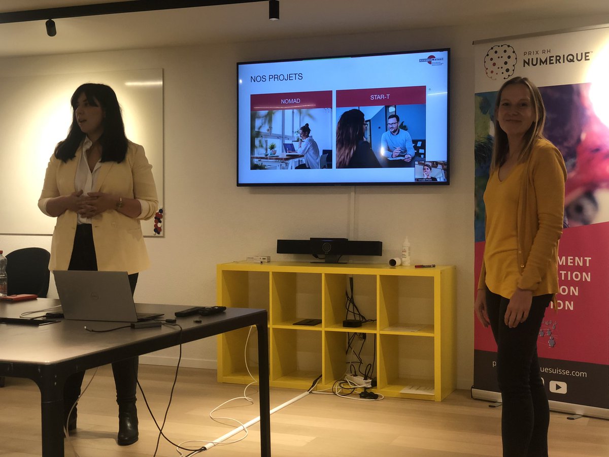 PrixRHNumerique's tweet photo. 🎬 Les RH du @Groupe_Mutuel pitchent leur projet devant le jury du #prixrhnumeriquesuisse et parlent de l’ensemble du parcours digital RH ! Une belle énergie ☀️☀️#RHSuisse #RH #hackthehr https://t.co/oS5muCSoVm