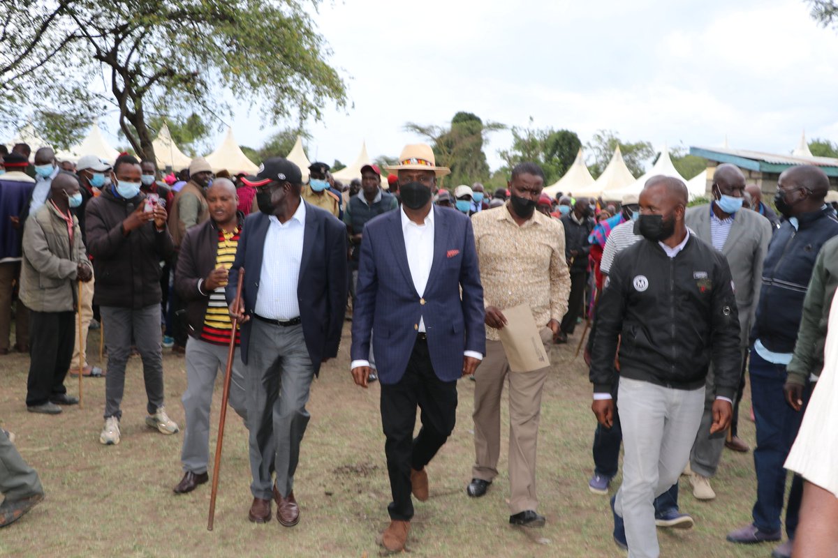 MoiGideon's tweet photo. Mzee Ole Karioki was an honest, humble and intelligent man. An industrious farmer, he was revered in the society for his counsel and wisdom. 
Today, we bid farewell to Ole Karioki in Narok knowing his soul is with the Lord. May God comfort the family during this difficult period. https://t.co/F8H0PW3OIl