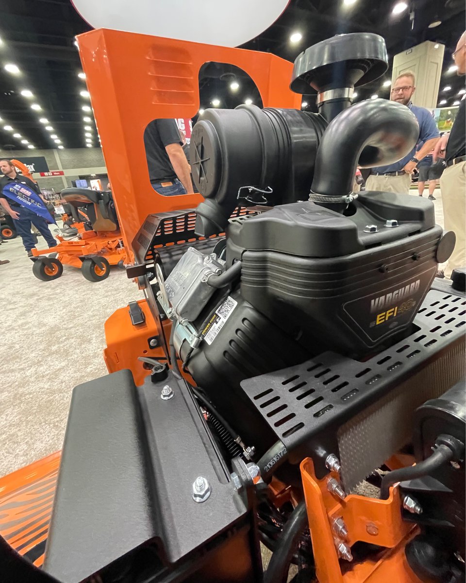 ScagPower's tweet photo. π₯ NEW FOR 2022: 40hp Briggs Vanguard Commercial Power EFI engine will replace the 37hp engine on the 61β and 72β Turf Tiger II Deck.
#Scag #ScagNation #ScagMowers #TurfTiger #GIE #GIEEXPO #GIEEXPO2021 https://t.co/zISwDV2iVL