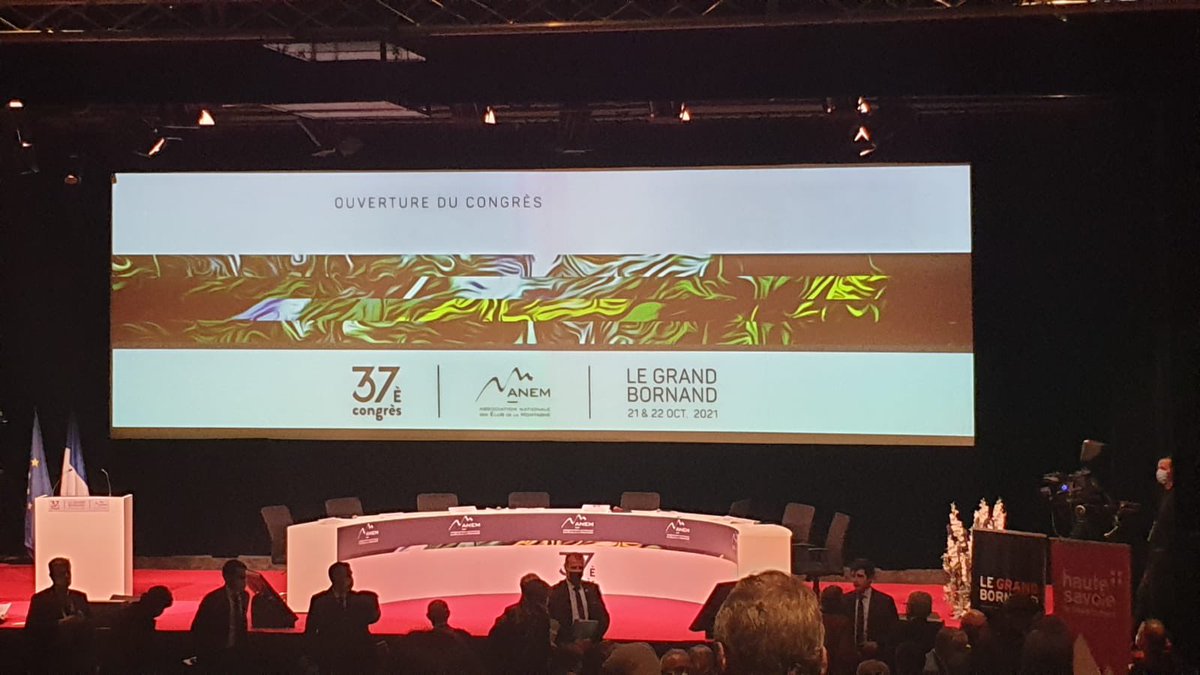 pguelman's tweet photo. 37e Congrès de l'@AnemMontagne
au Grand-Bornand : Accompagner
les territoires de montagne
(mobilité électrique, fibre
optique….) pour contribuer à leur
attractivité et améliorer le
quotidien des habitants, une des
missions de service public
d'@enedis! #TransitionEcologique https://t.co/8vzD6qSn3U