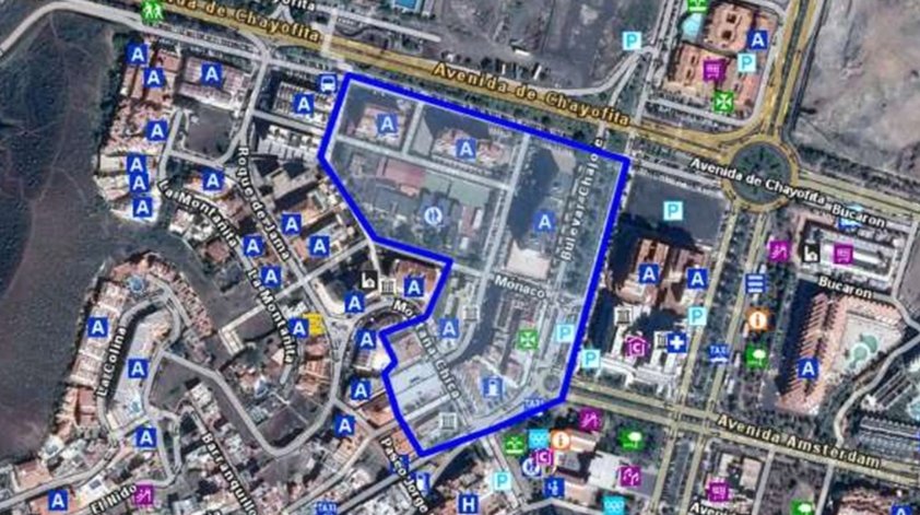 Canaragua's tweet photo. 🔴 🔵 Debido a las obras de mejora en la Red General en #Arona, mañana viernes realizaremos un corte de suministro de 8:00 a  13:00 h. en la zona comprendida entre la Avenida de Chayofita y Calle Montaña Chica. Rogamos disculpen las molestias. Zona afectada 👇 https://t.co/UPkHpwx2C1