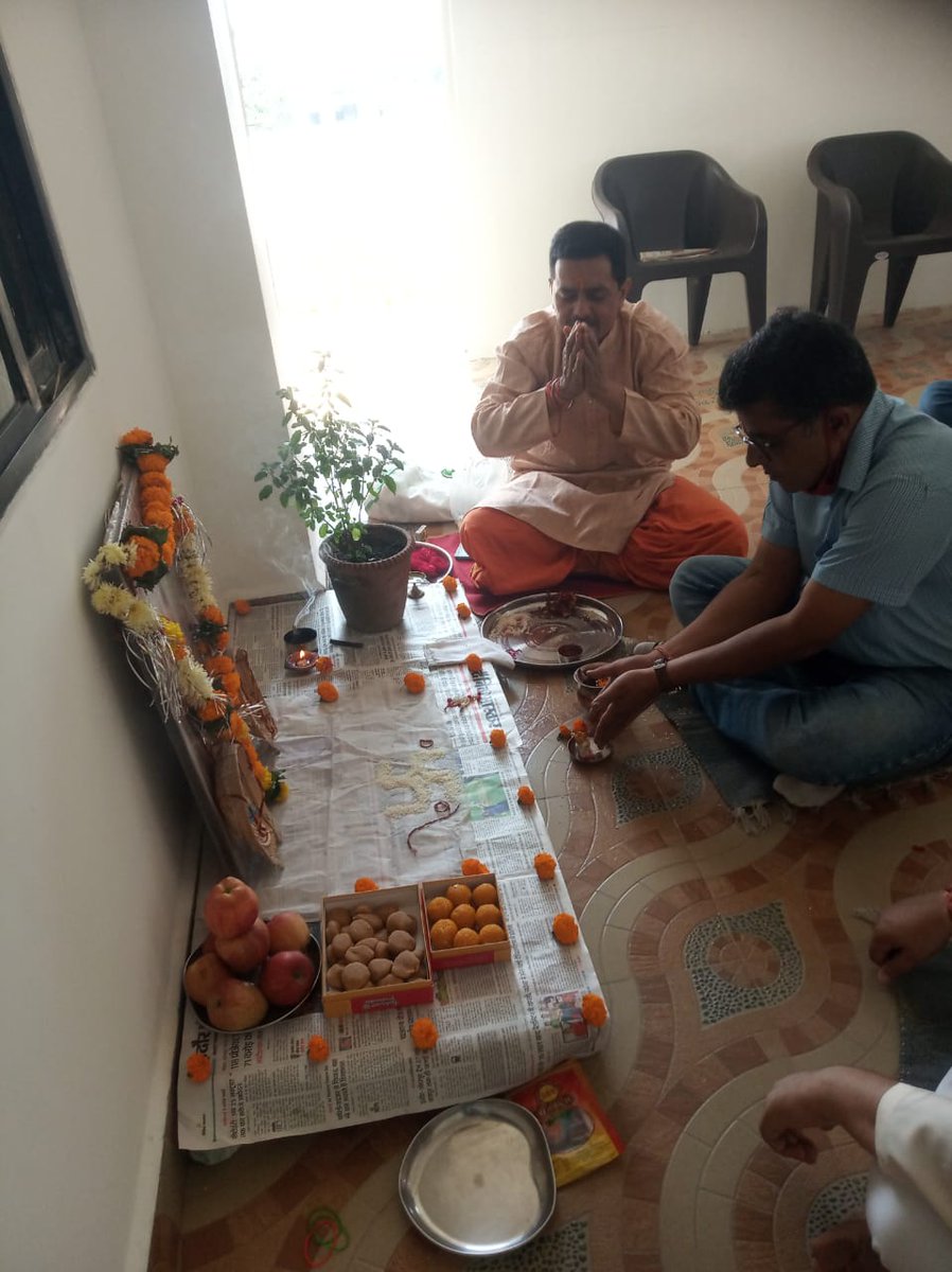 आज दिनांक 21 अक्टूबर 2021 विज्ञान भारती के स्थापना दिवस पर प्रांत कार्यालय इंदौर में नवीन कक्ष में शास्त्रोक्त मुहूर्त में ' आयोजित की गई l