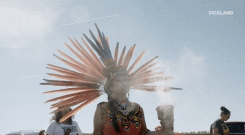 bluem0xn's tweet photo. Let's reconsider using Native American regalia in NFTs: a thread. 👇

Thank you to @NFTipi for inspiring me to make this thread. Please go follow them! 1/17 https://t.co/GRnTZa5UHd