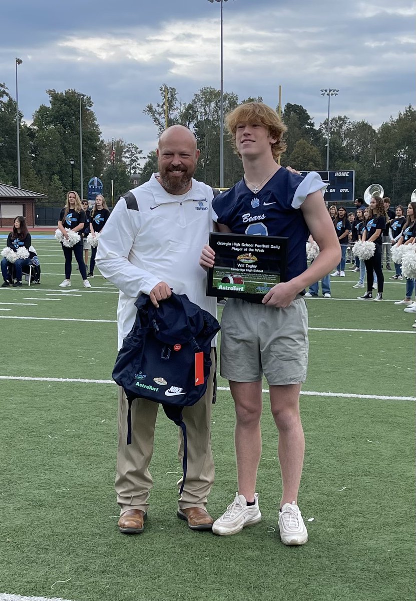 FultonCoSchools's tweet photo. Celebrating @CambridgeHS1 football Player of the Week, Will Taylor, &amp; the Bears football team! Thanks for the High 5 trophy, @FOX5Atlanta &amp; @PaulFromFox5. Good times! @AgansPrincipal @Cambridge_AD @cambridge_band #FCSBetterTogether https://t.co/U1XcoZvwo2