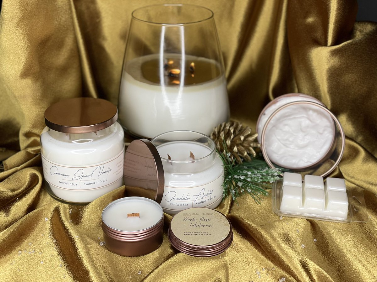 _gabscott's tweet photo. A simple retweet could help spread the word about my luxury handcrafted black owned business. Twitter do your thing! #buyblack https://t.co/aCghIpqDxo https://t.co/qEciUXX766