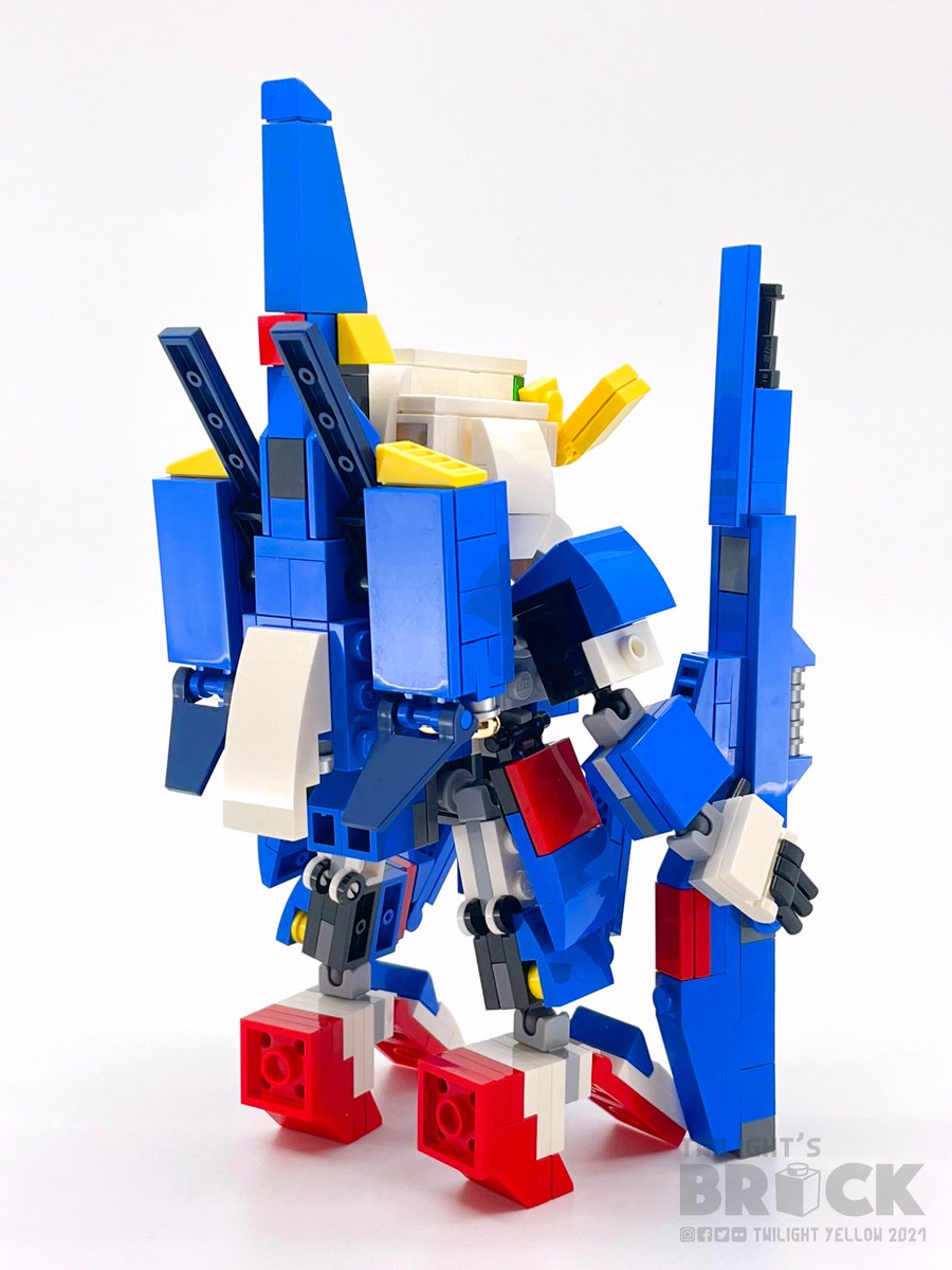 twilightsbrick's tweet photo. ZⅡ(ゼッツー)とは、簡略可変機構を採用した、Zガンダムの発展形。
次へ：Zシリーズの最後。

#lego #gundam #moc #hkmoc #mecha #legomecha #zetagundam #レゴ #ガンダム #zガンダム #ZII https://t.co/Ret696o10p