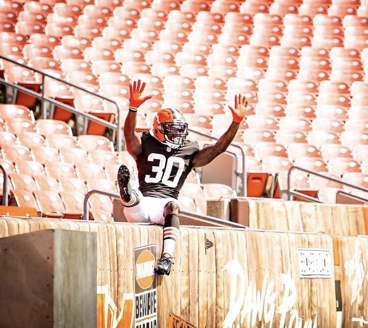 ChrisRussoFB's tweet photo. Been waiting for this... #Gameday #Slowgrind🐢 https://t.co/NvL8JWbcHS