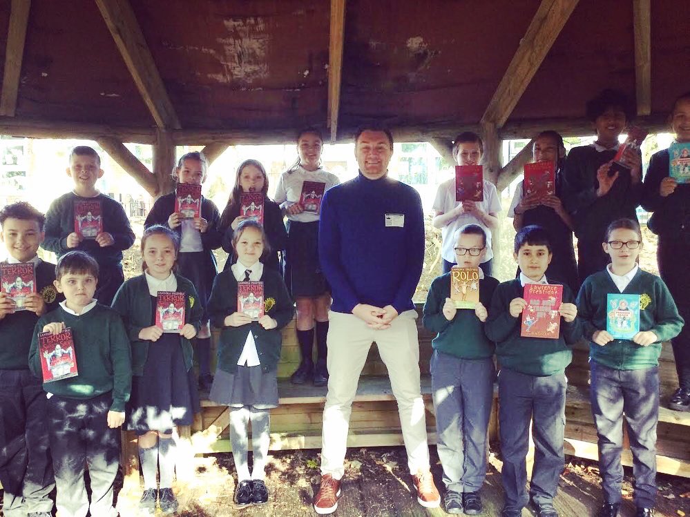 LPrestidge7's tweet photo. Hi Ho Wolverhampton!! 

I always enjoy visiting the city of Wolverhampton. Really nice to be there today to visit Warstones Primary! Lots of laughs! Thanks for having me @WarstonesYear5 @WarstonesP 

#author #kidsbooks #childrensauthor #childrensbooks #writingcommunity https://t.co/FX7kHkEIlt