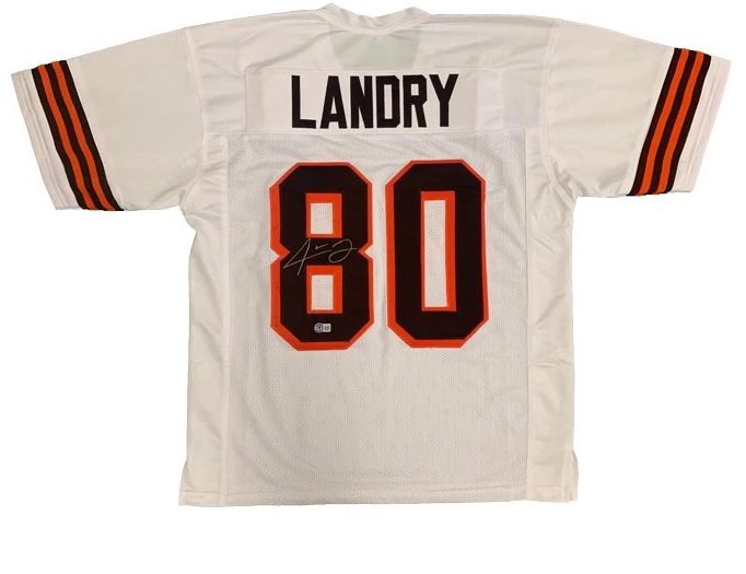 REFLOG18's tweet photo. 🚨 #TNF 🏈 GIVEAWAY 🚨

Little #Browns positive mojo here - giving away a @God_Son80 signed jersey courtesy of @TSECleveland 

Retweet this and subscribe to our YouTube channel ⬇️ 

https://t.co/UfTLNBJHoA

Winner announced on the Monday @BIGPLAYReflog show! https://t.co/eatnLV0VjP