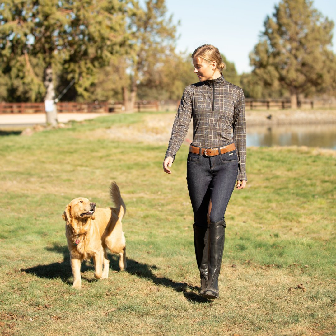 Plaid is back! The new Kerrits Ice Fil Lite Long Sleeve Riding Shirt in Black Eq Plaid is perfect for in the arena or around the barn. 🐕✨
.
.
.
.
#kerritsperformanceridingapparel #kerrits