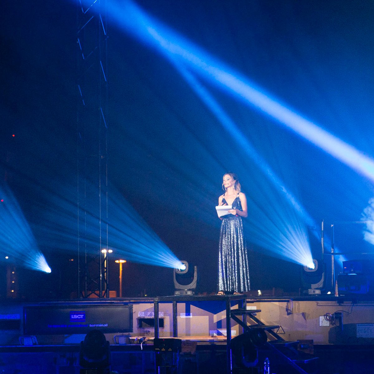 ClayPakyNews's tweet image. Italian rental company @amg_int recently helped LSCT to transform the Port of La Spezia into a huge arena and celebrate their 50 years of operations. #Xtylos and #SharpyPlus were put to good use on the many performances organised.
#Claypaky #IgniteYourShow