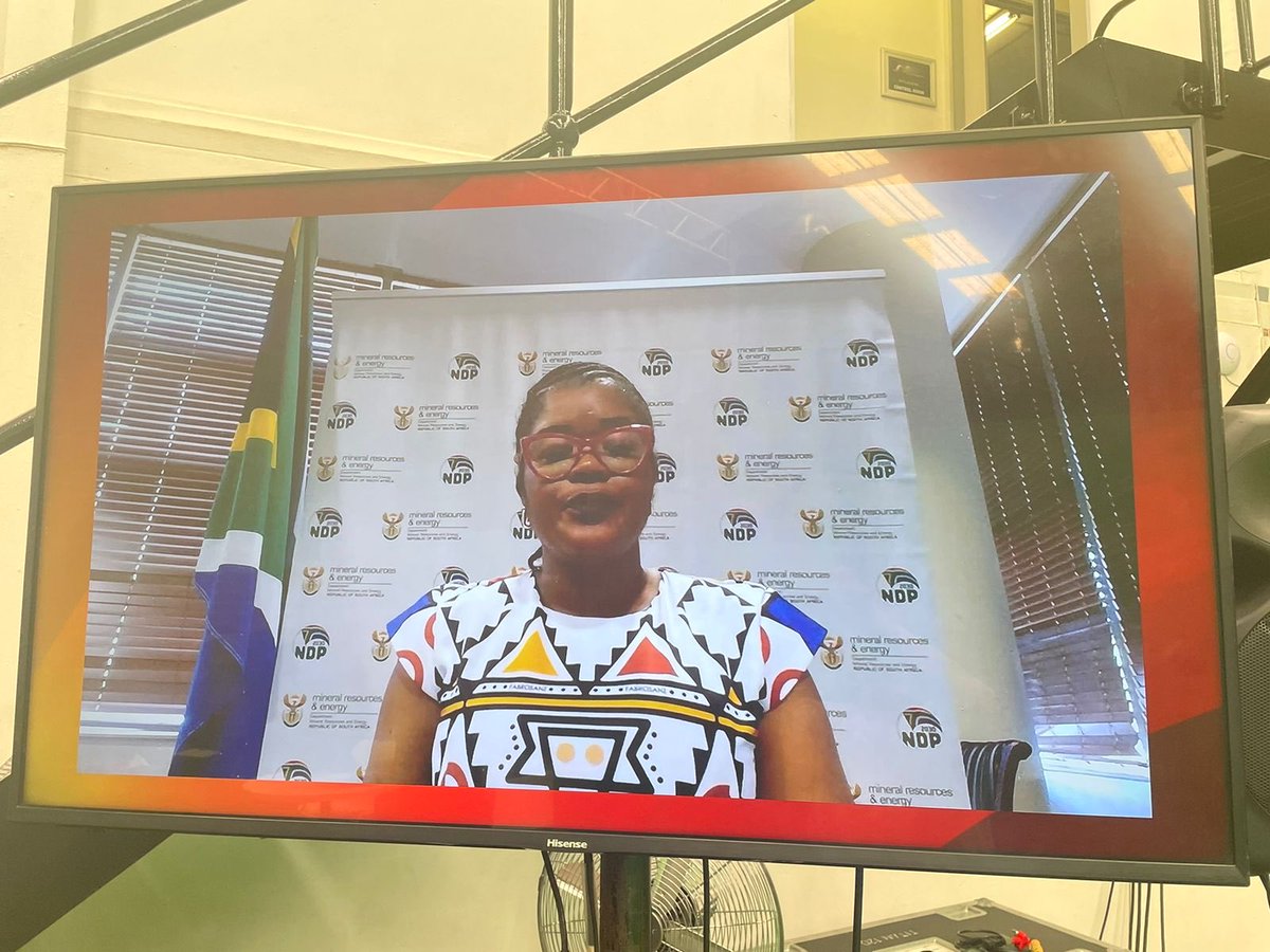 80Fev's tweet image. ⁦@SANEANPC⁩  #saneaconference2021
Privileged to hear key energy sector feedback from Deputy Minister Dr Nobuhle Nkabane