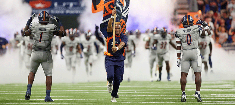 UTSA's tweet photo. A BOLD opportunity. We’re joining the American Athletic Conference. 🤙

Learn more: https://t.co/2gFPMpPE5p

#UTSA #BirdsUp | @American_Conf https://t.co/xVUwU33f9Q