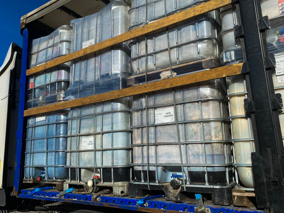 We'd like to announce Lowmac Alloys Ltd.'s 1st T.F.S of Oily rags are successfully being shipped to Sweden to be used as a more efficient and alternative fuel source.

#Cop26 #FuelChange #FuelEnergy #FuelEfficiency #TFS #Business #WasteSolutions #Lowmac