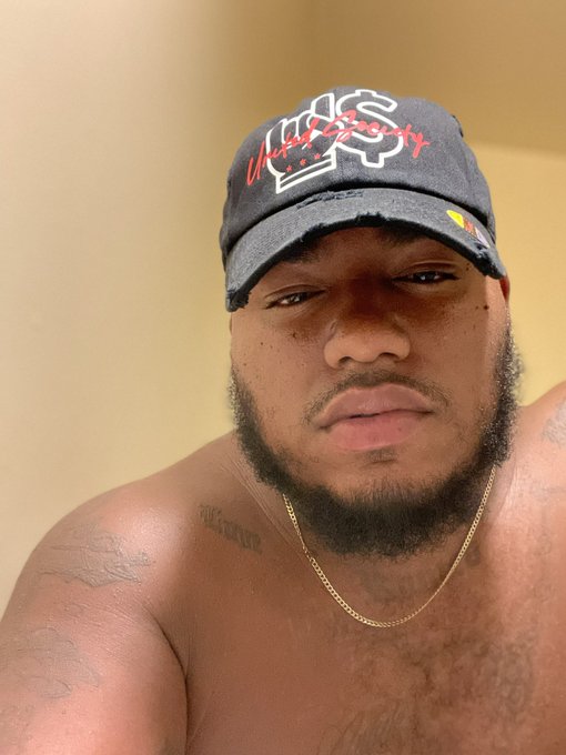 Smash or pass (honest answer only) https://t.co/llhScbsE0j<a href="/tag/thickboys"class="tags"><span>#thickboys</span></a>