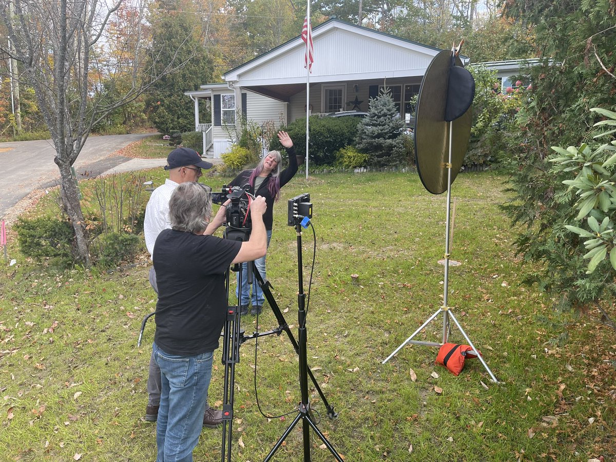 mtalwani's tweet photo. On location w @heartwoodmedia in the #MonadnockRegion for @NHCommLoanFund helping to raise awareness of #affordablehousing and to help breakdown the stigma of #manufacuturedhousing. https://t.co/K8r1Hd75Fq