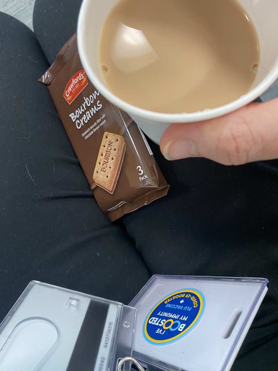 bevblackman's tweet photo. Great! That’s done ✔️covid booster and flu jab this afternoon followed by a cup of tea, biscuits and a hot drink voucher!  #doublebooster #flujab #covidbooster #protected #NHS https://t.co/ErRcWE8dCG